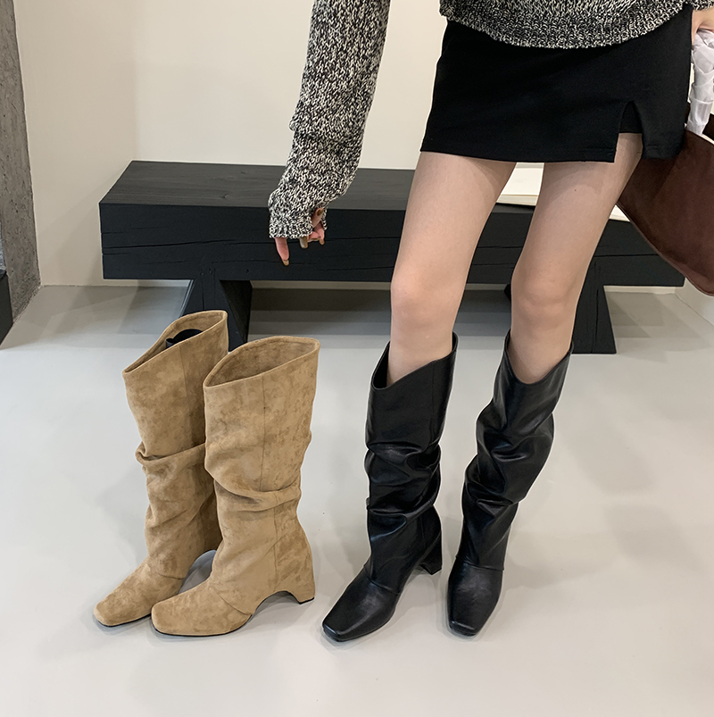 2025 New Retro Pleated Stacked Boots Long Boots Women Suede Chunky Heel Versatile Wasteland Style High Boots - Image 2