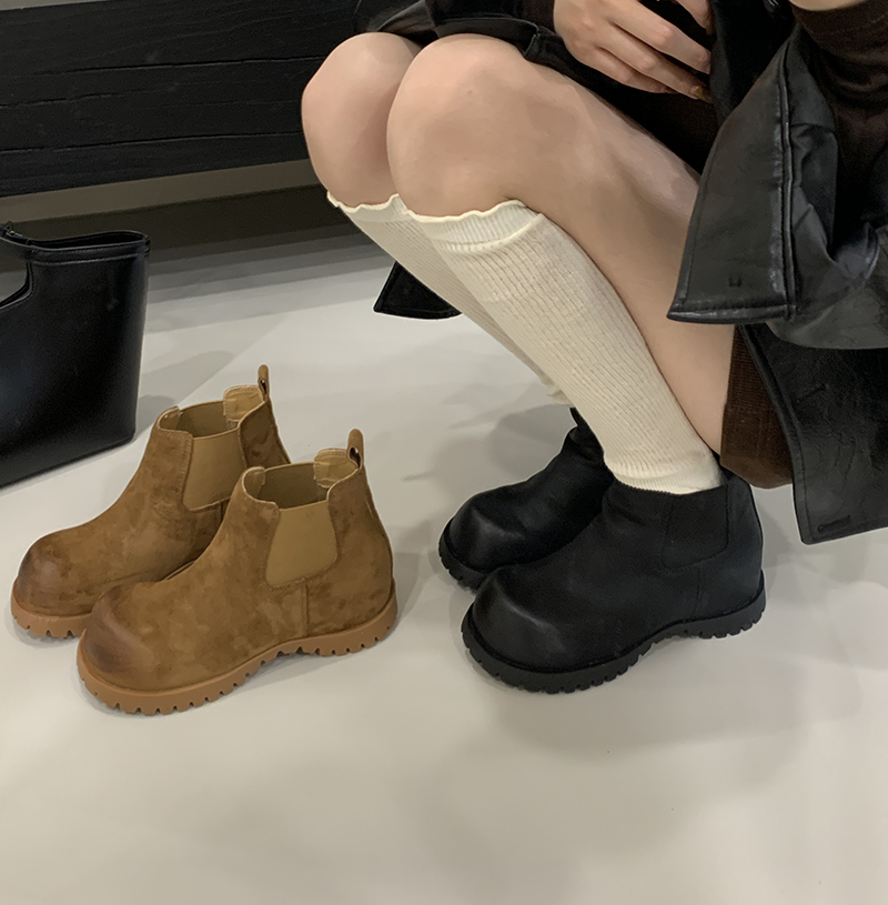 2025 New Style Height Increasing Slim Short Boots Women Retro Chelsea Boots Thick Sole Big Head Pipe Boots Versatile Fashion - Image 2