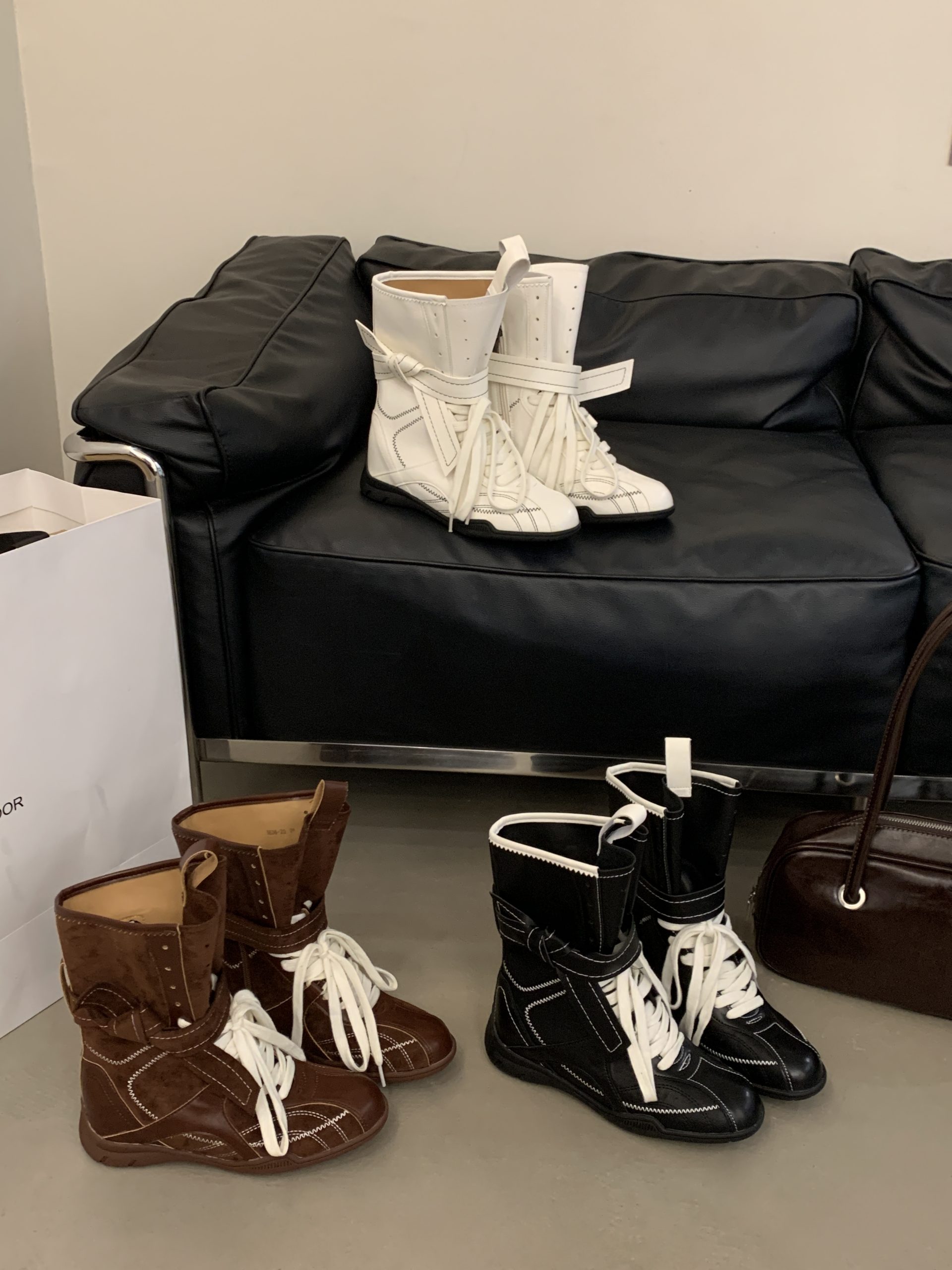 2025 New Summer Dress Matching Retro Martin Boots Women British Style Height Increasing Pull-on Short Boots