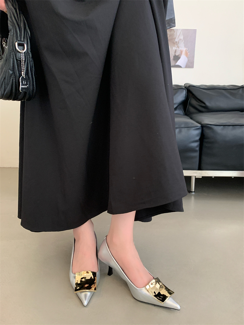 2026 Autumn Retro Pointed Toe Kitten Heel Slip-On Shoes for Women, Sizes 35-40 - Image 3