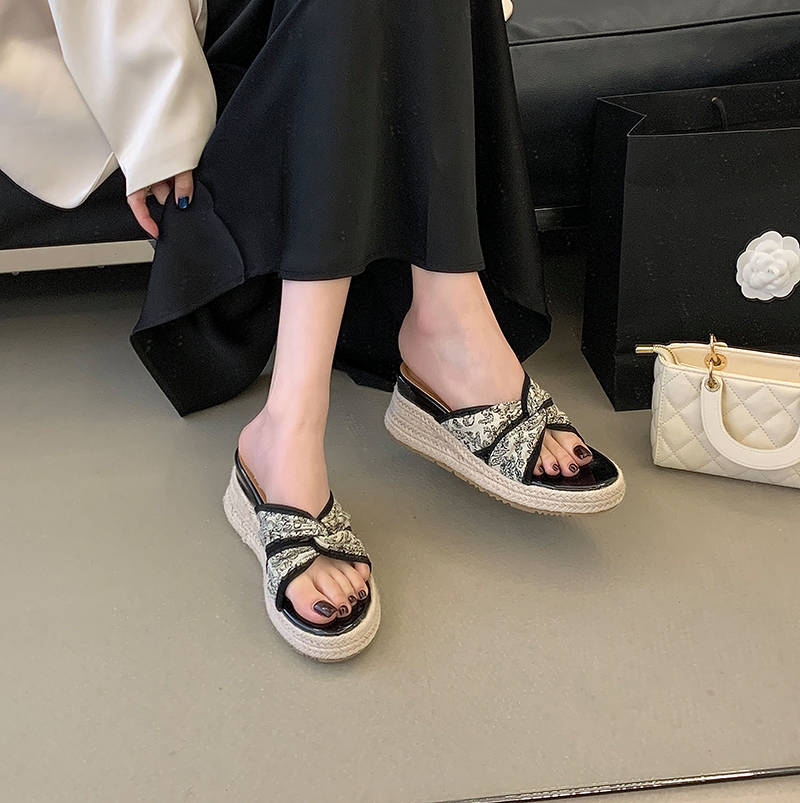 2026 New Chunky Platform 7cm Height Increasing Chinese Style Color Block One-Strap Slippers for Women, Small Size Friendly, Woven Straw Sandals - Image 2