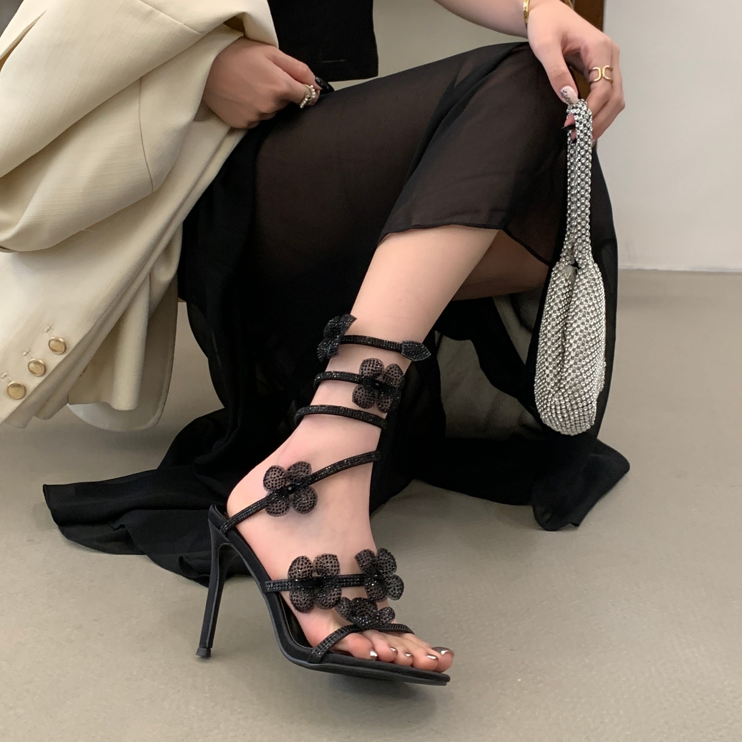 Heavy Rhinestone Flower Ankle Strap Women's Sexy Spiral Leg Tie Thin Heel One-Strap Sandals - Image 2